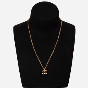 Pre-Owned Chanel CC Gold-Tone Necklace